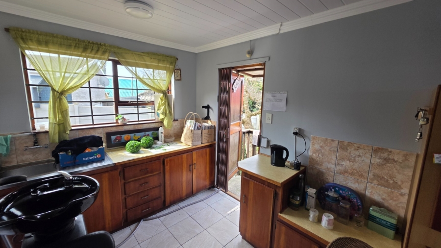 6 Bedroom Property for Sale in Dana Bay Western Cape
